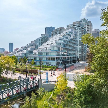 Guest Favorite Riverside Retreat- Walking Trails, Downtown Near Stampede! Free Banff Pass, Wine, Gym, Parking! YYC Dış mekan fotoğraf